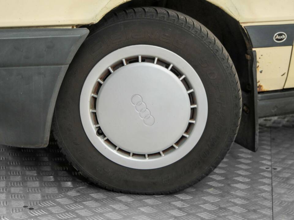Immagine 4/50 di Audi 80 quattro  -  1.8S (1987)