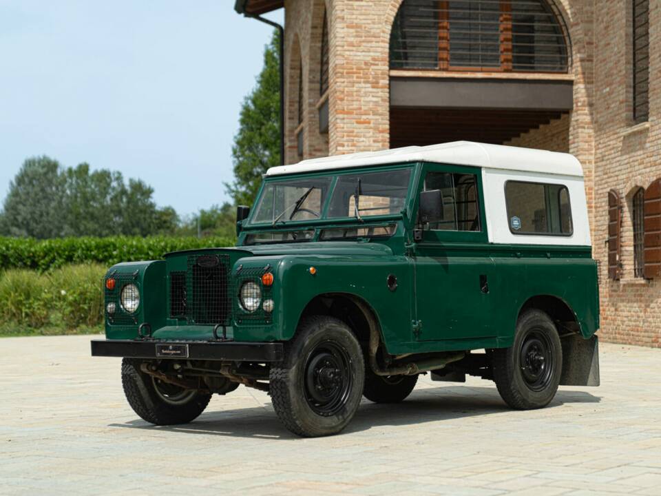 Bild 1/50 von Land Rover 88 Lightweight (1977)
