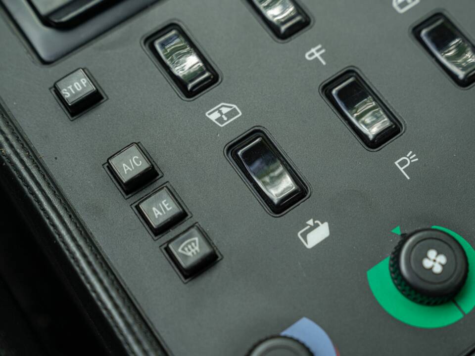 Imagen 44/50 de Ferrari Mondial 3.2 (1987)