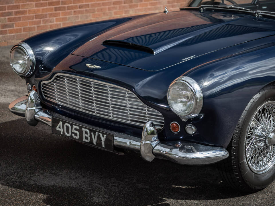 Image 28/72 de Aston Martin DB 4 (1962)