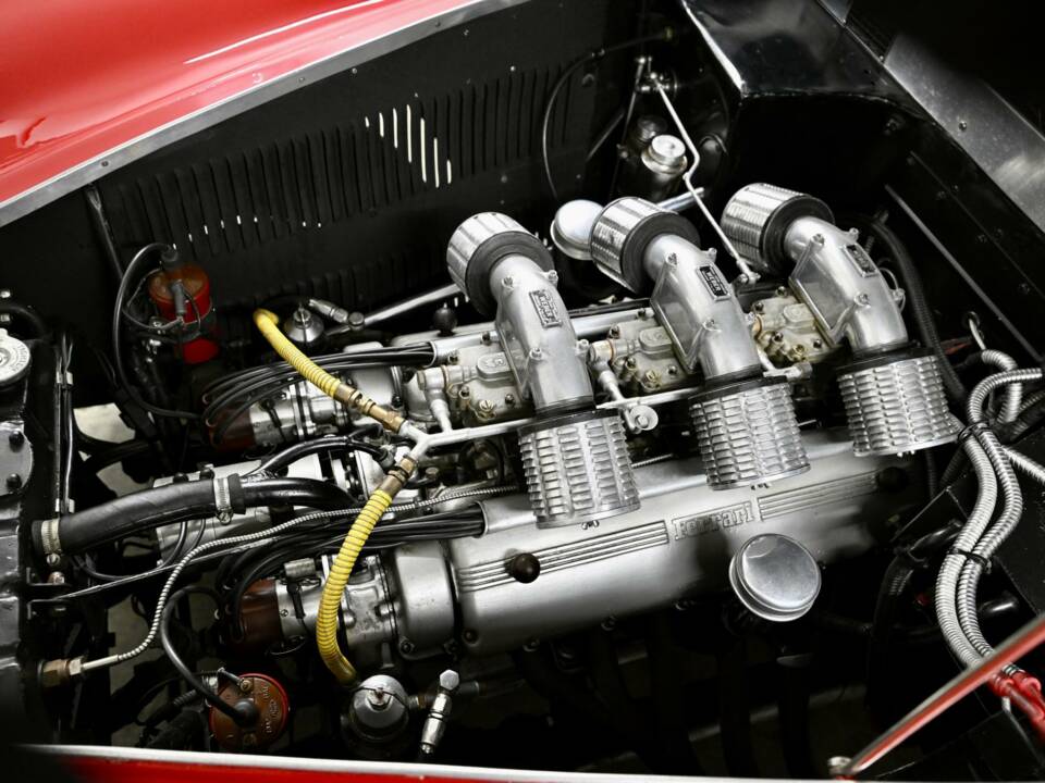 Image 28/50 de Ferrari 212 Inter (1952)