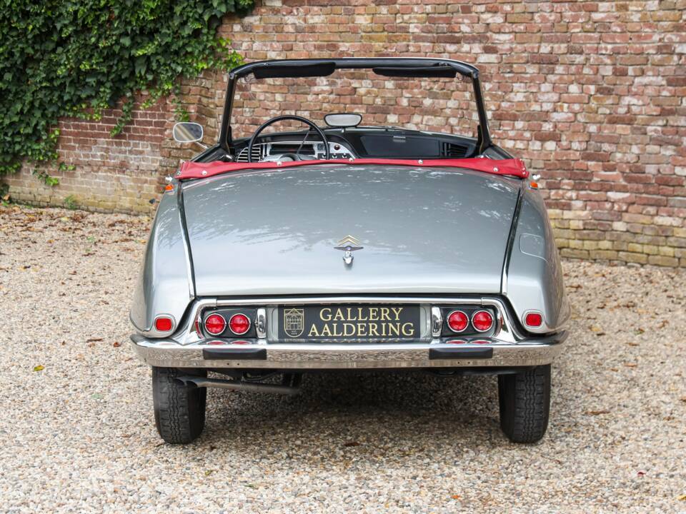 Obraz 6/50 pojazdu Citroën DS 21 Chapron (1963)