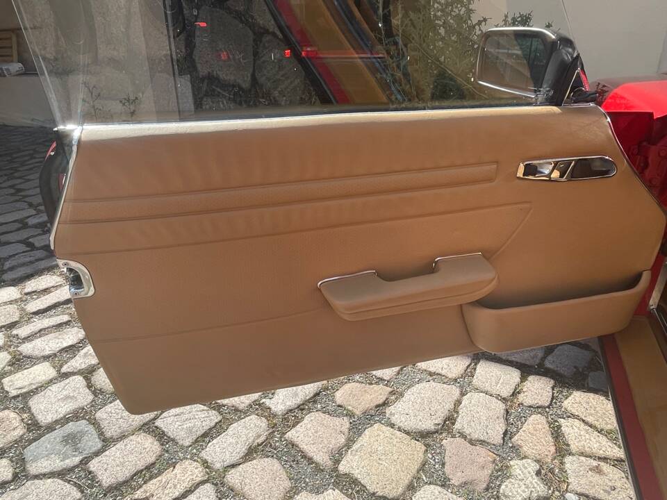 Image 21/52 de Mercedes-Benz 280 SL (1985)