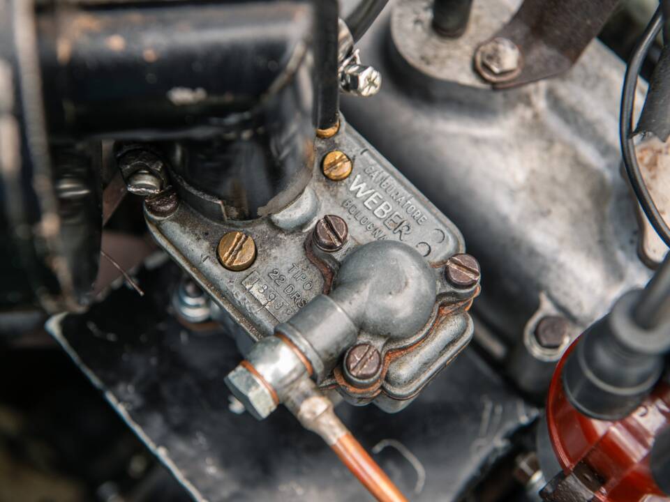 Image 28/36 of FIAT 500 C Topolino (1950)