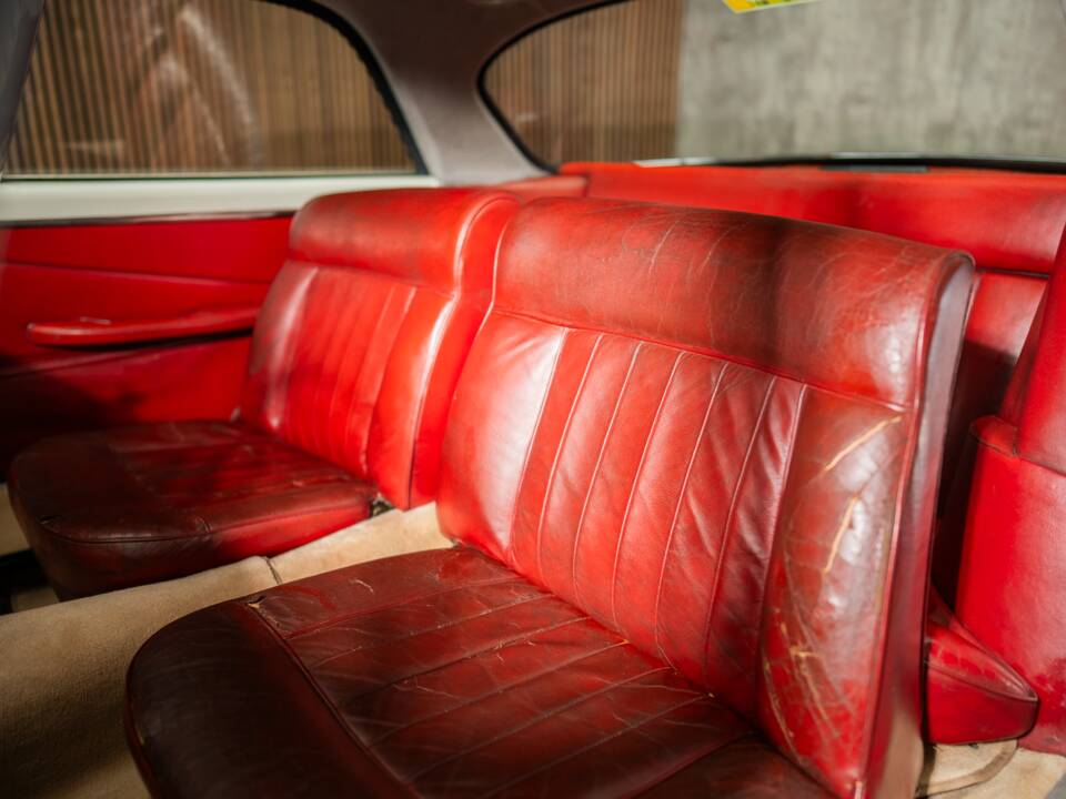 Bild 36/99 von Maserati 3500 GT Touring (1959)