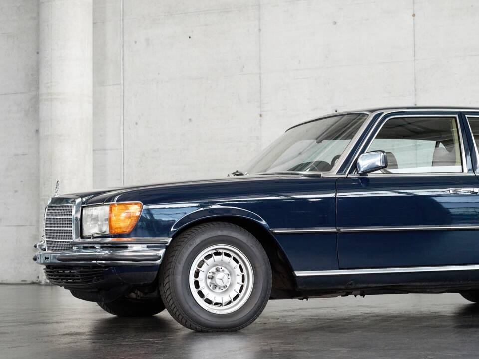 Imagen 7/50 de Mercedes-Benz 450 SEL 6,9 (1979)
