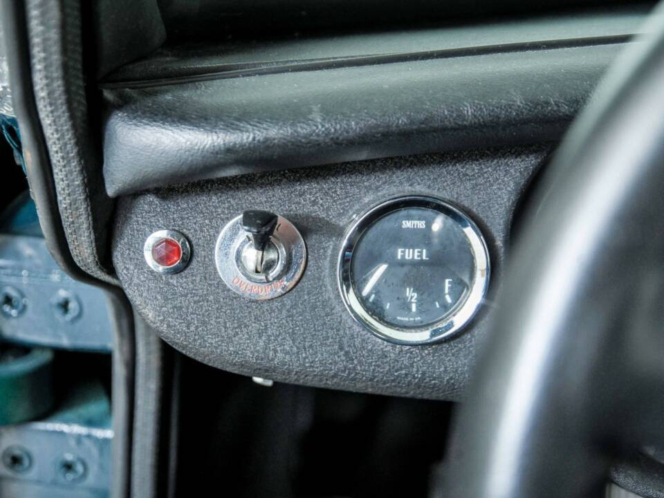 Imagen 24/50 de MG MGB GT (1972)