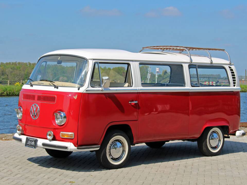 Image 1/22 of Volkswagen T2a minibus L (1970)