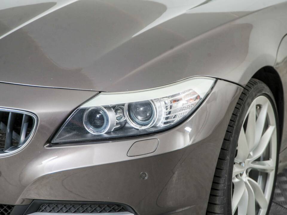 Image 22/50 of BMW Z4 sDrive23i (2009)