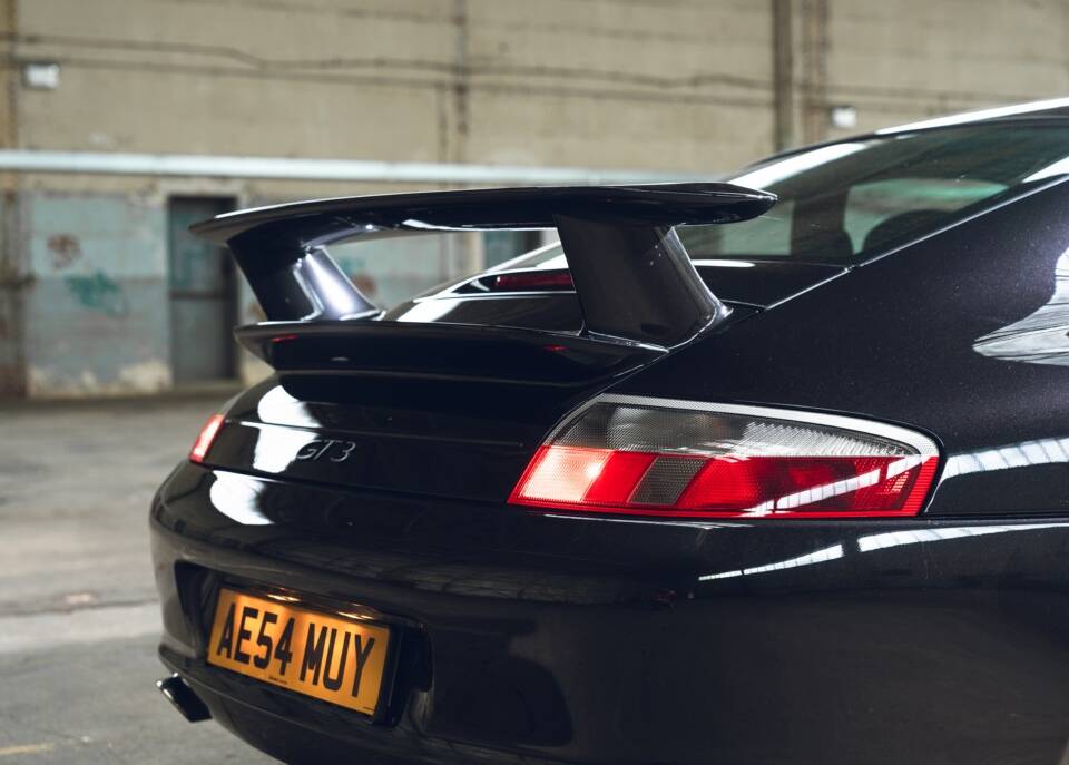 Image 17/54 de Porsche 911 GT3 (2005)