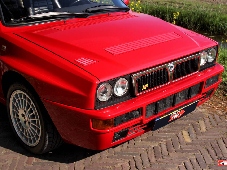Bild 13/30 von Lancia Delta HF Integrale Evoluzione I (1991)