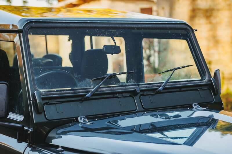 Bild 24/50 von Land Rover Defender 110 (2005)