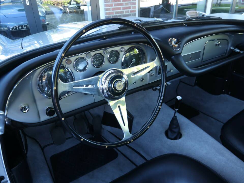Bild 3/50 von Maserati 3500 GT Touring (1961)
