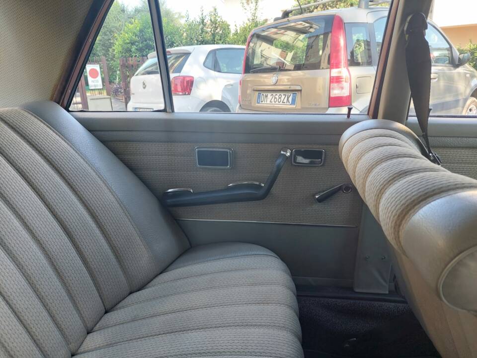Imagen 13/14 de Mercedes-Benz 280 SE (1968)