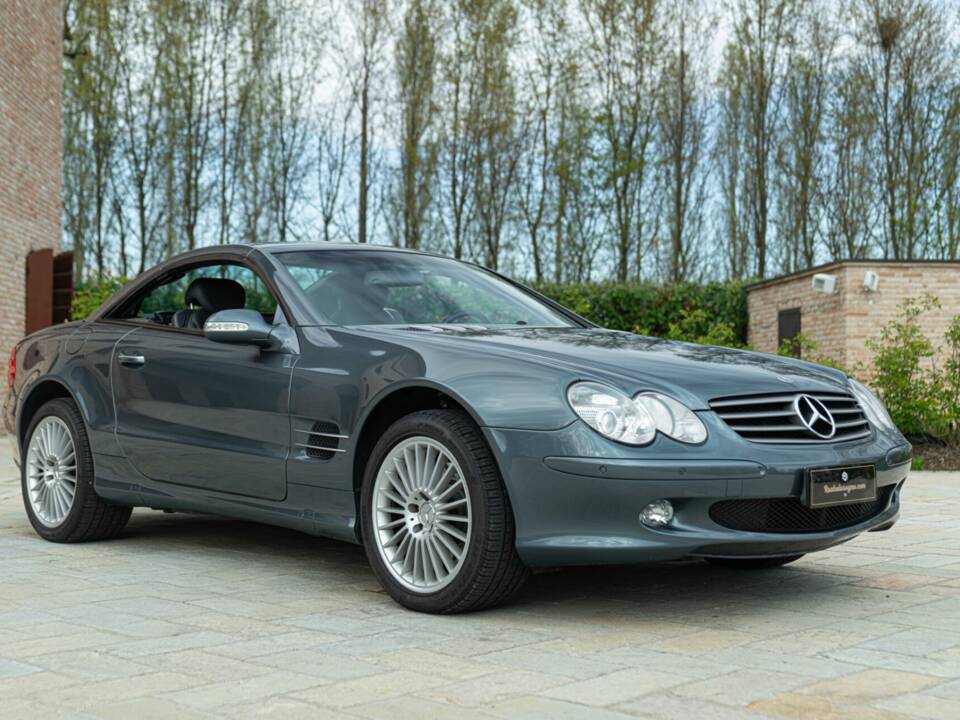 Image 4/50 of Mercedes-Benz SL 500 (2001)