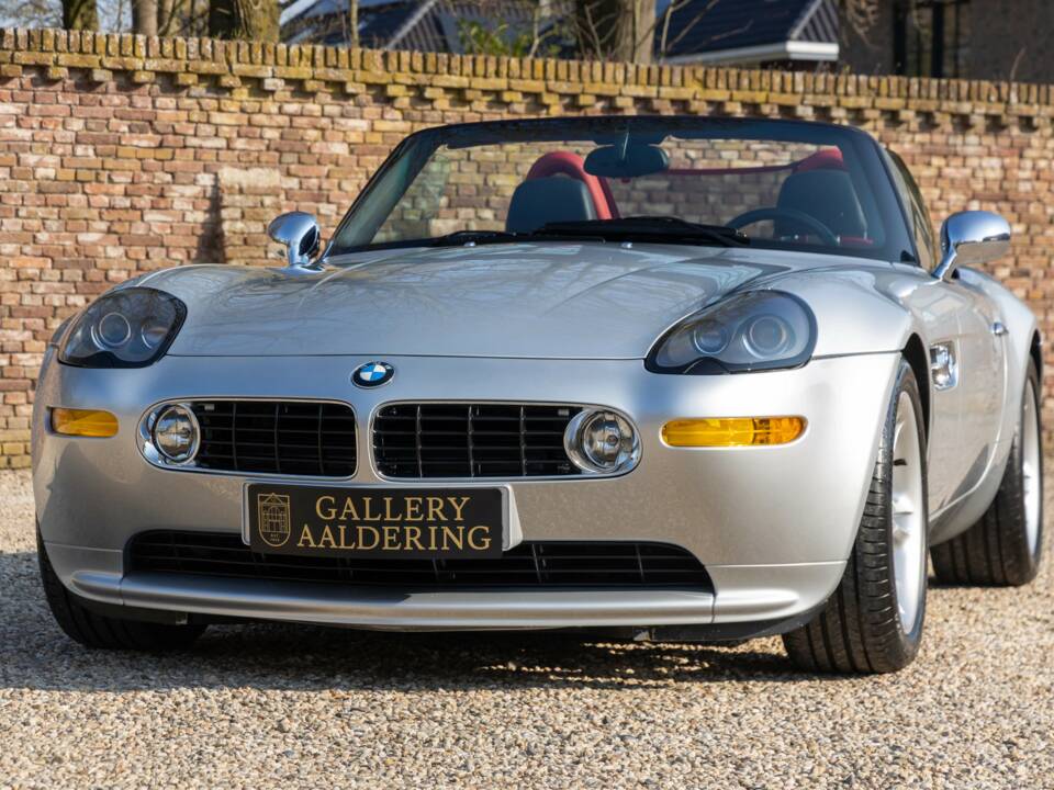 Image 15/50 of BMW Z8 (2002)