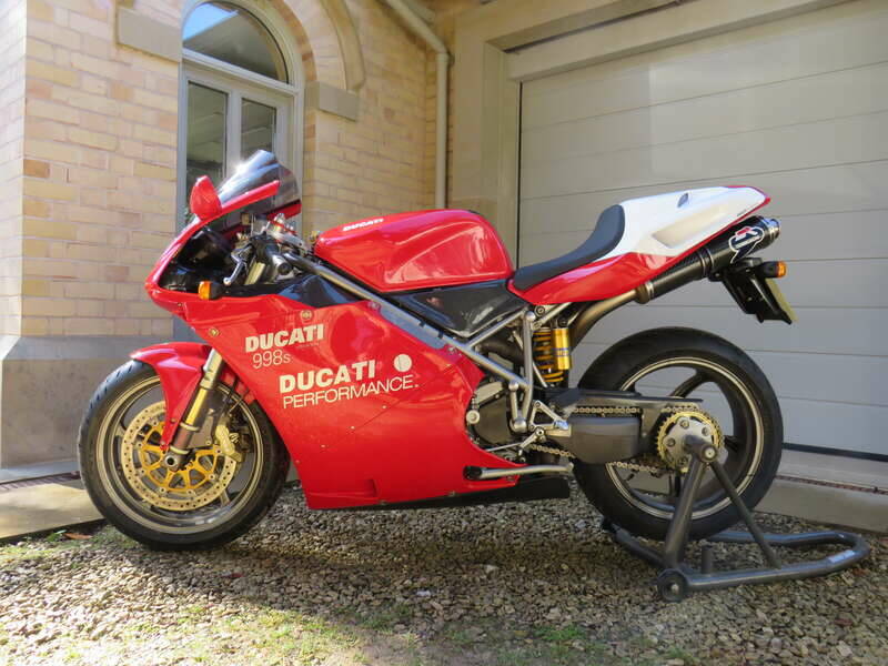 Image 3/47 of Ducati DUMMY (2003)