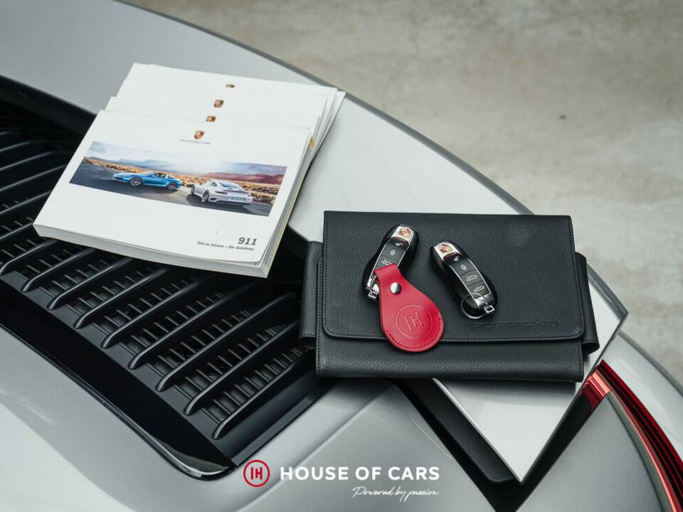 Bild 25/25 von Porsche 911 Carrera GTS (2017)