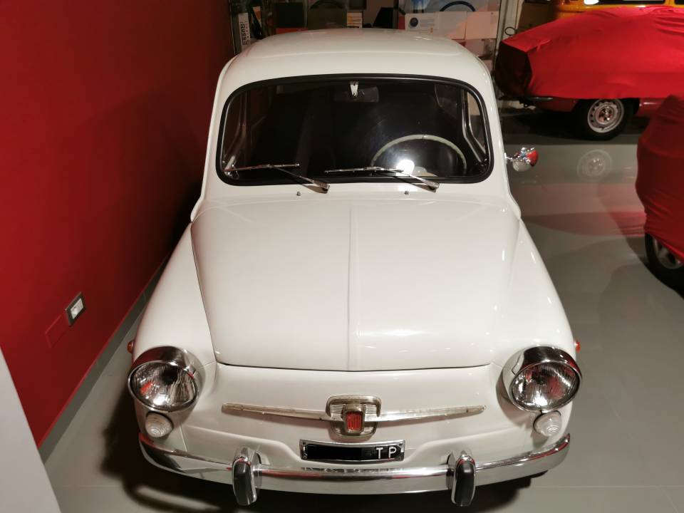 Image 3/12 of FIAT 600 D (1969)