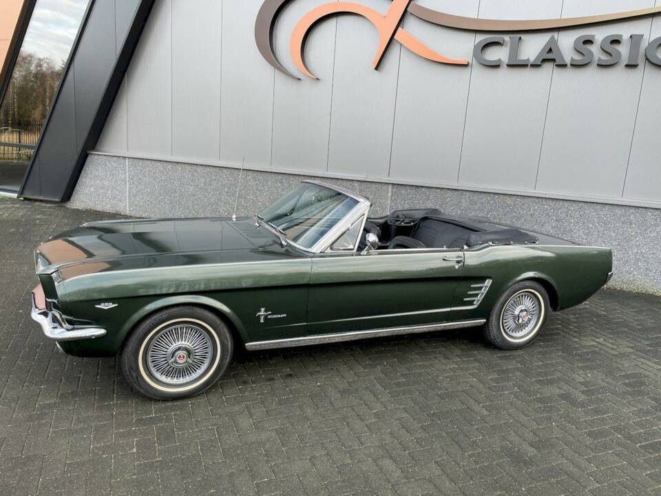 Image 3/36 of Ford Mustang GT (1966)