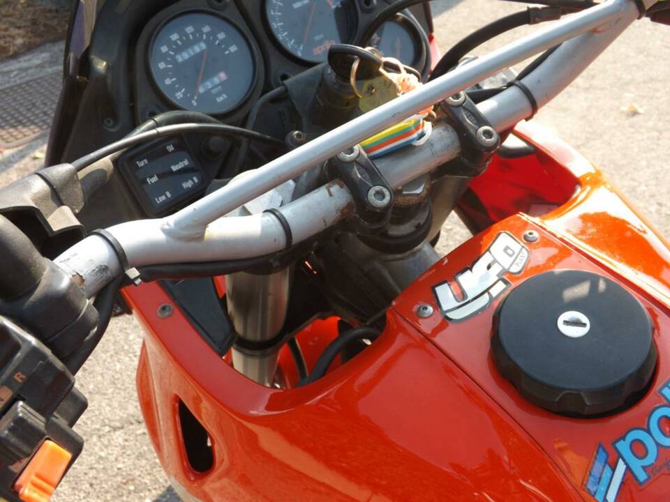 Bild 46/50 von Aprilia Pegaso 125 (1989)