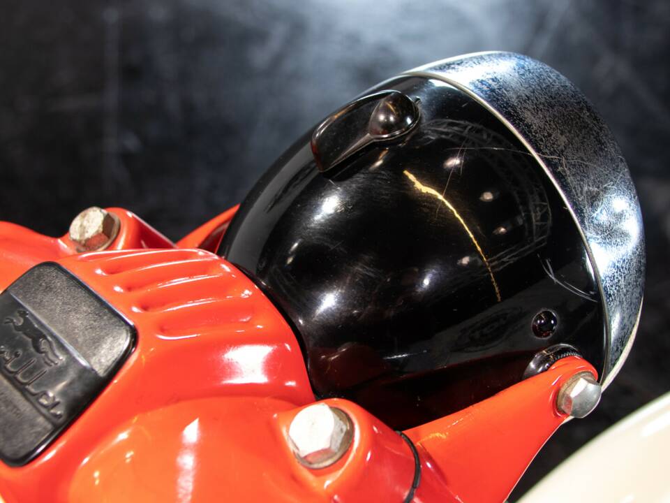 Image 22/23 of Parilla DUMMY (1961)