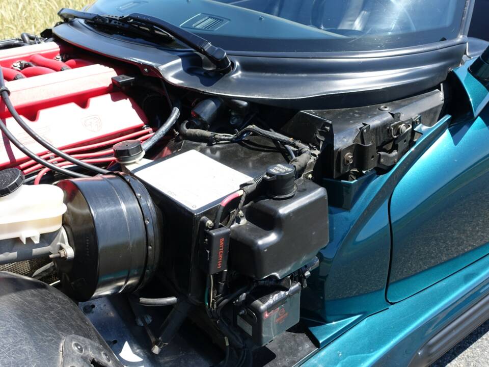 Image 15/35 of Dodge Viper RT/10 (1994)
