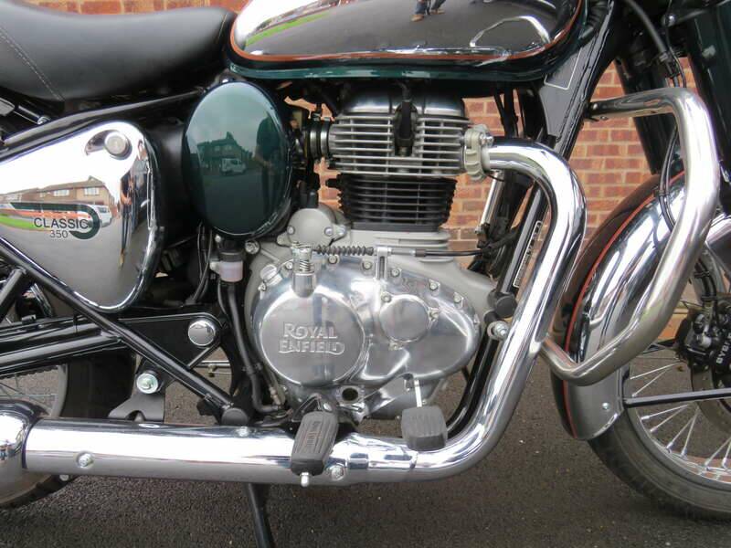 Image 3/41 of Royal Enfield Classic 350 (2025)