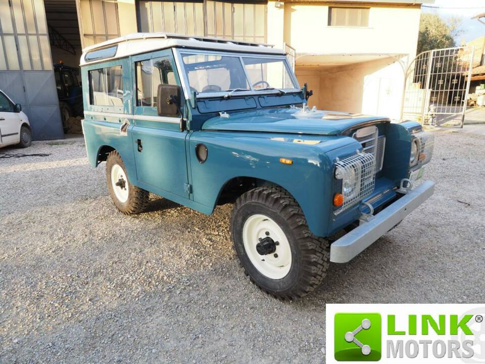 Image 3/10 de Land Rover 88 (1983)
