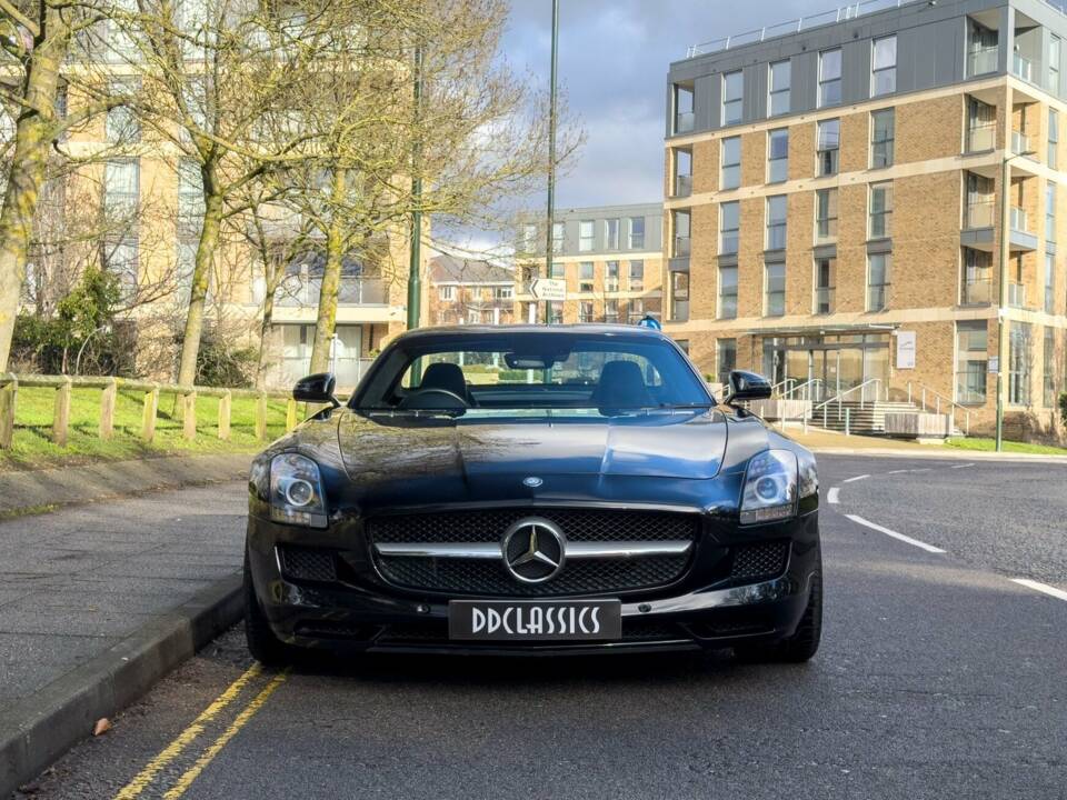 Bild 5/17 von Mercedes-Benz SLS AMG (2010)