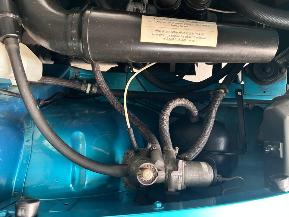 Image 32/47 of NSU Ro 80 (1976)