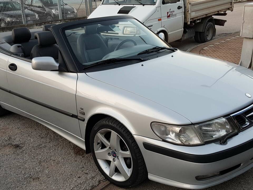 Immagine 6/50 di Saab 9-3 2.0 Turbo (2001)