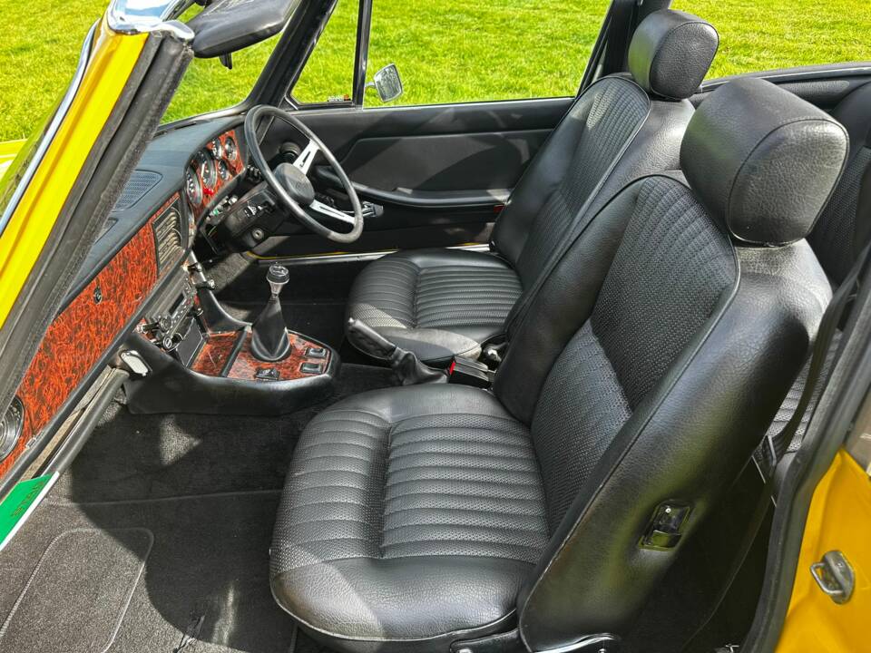 Immagine 31/48 di Triumph Stag (1975)