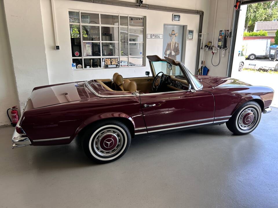 Image 5/40 de Mercedes-Benz 280 SL (1968)