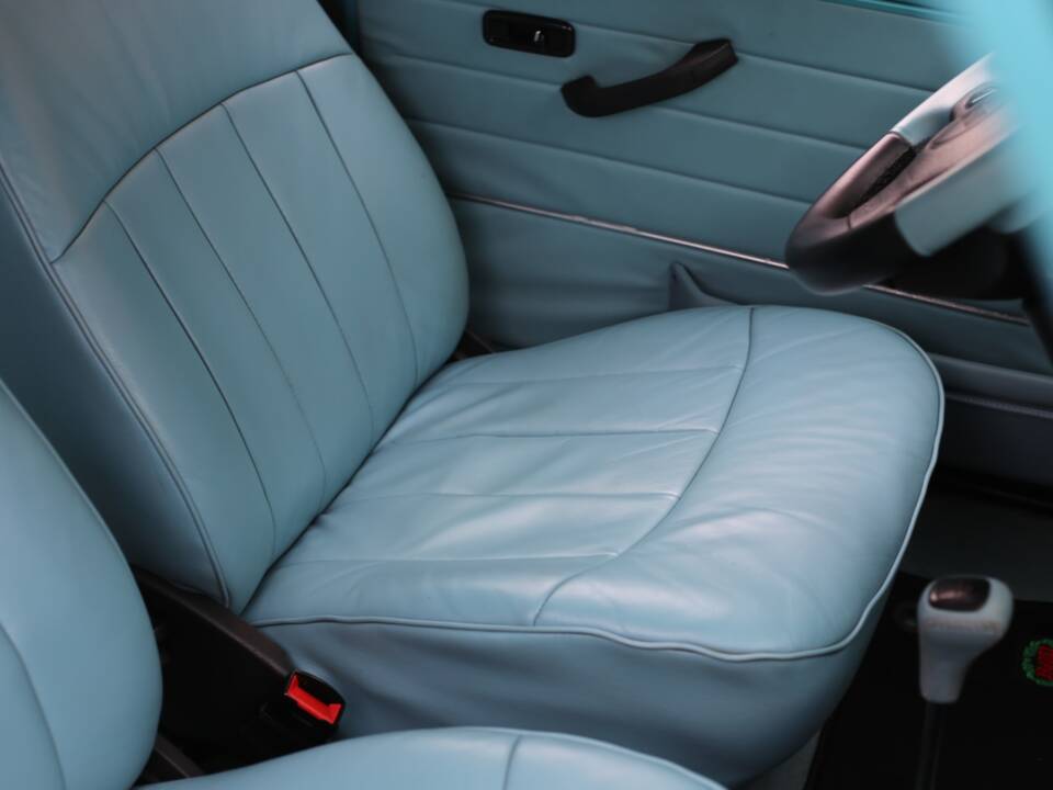 Image 34/50 de Mini Cooper 1.3i MPI (1999)