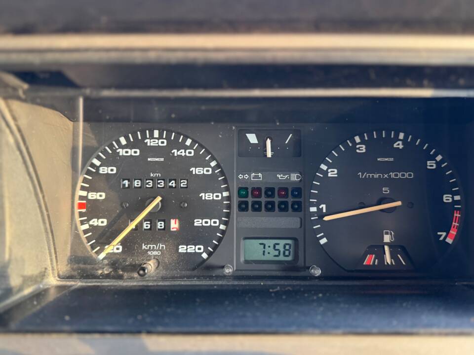 Image 41/57 of Volkswagen Passat 2.0 (1987)