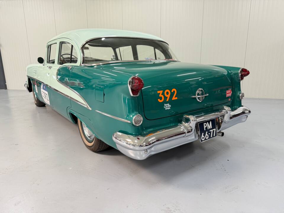 Image 11/15 of Oldsmobile Super 88 (1955)