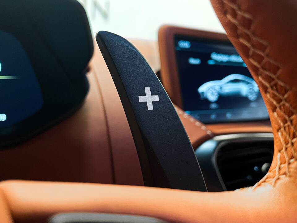 Bild 22/25 von Aston Martin V12 Vantage (2022)