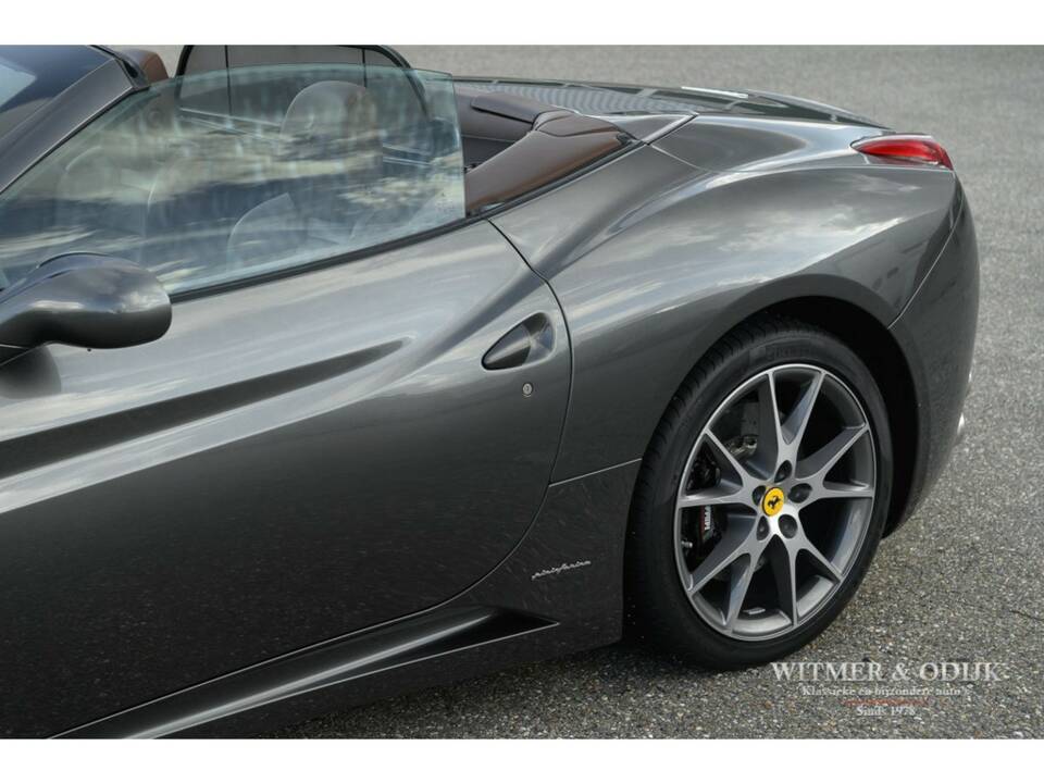 Obraz 21/39 pojazdu Ferrari California (2009)