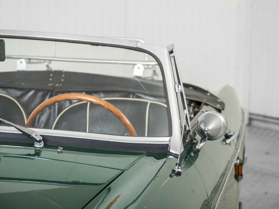 Image 23/50 de MG MGB (1967)