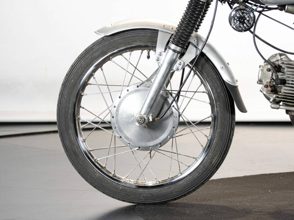 Immagine 21/50 di Cagiva DUMMY (1970)