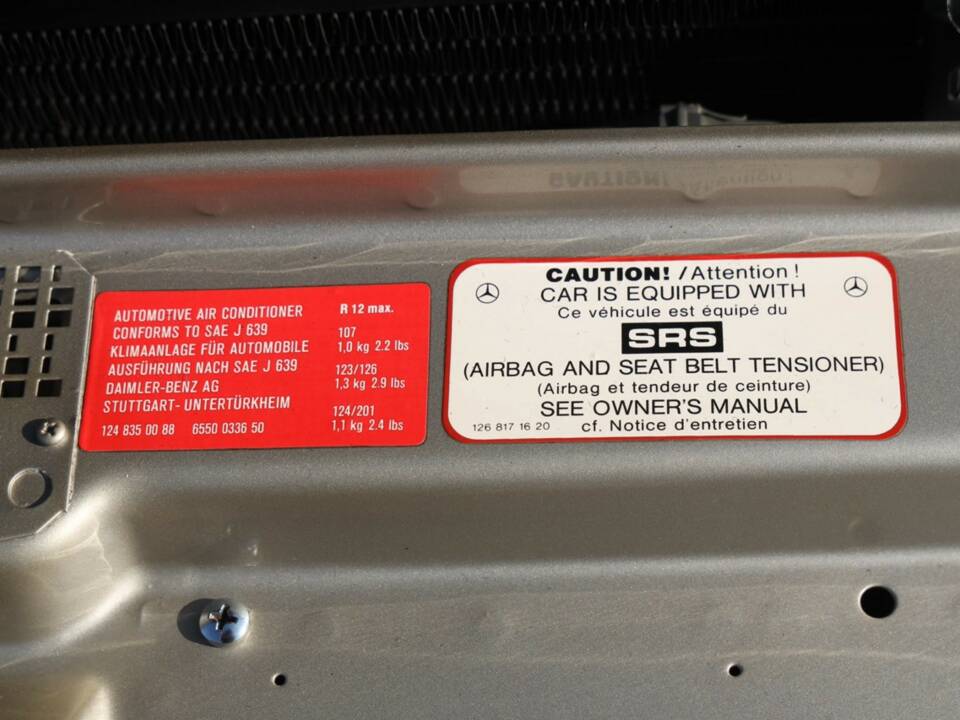 Bild 37/50 von Mercedes-Benz 560 SL (1987)