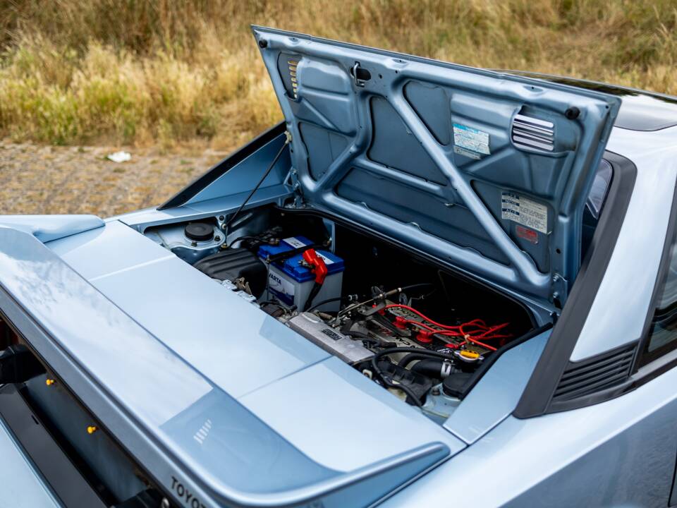 Image 18/49 of Toyota MR2 (1989)