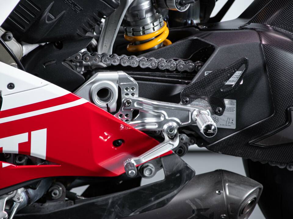 Image 14/50 of Ducati DUMMY (2018)