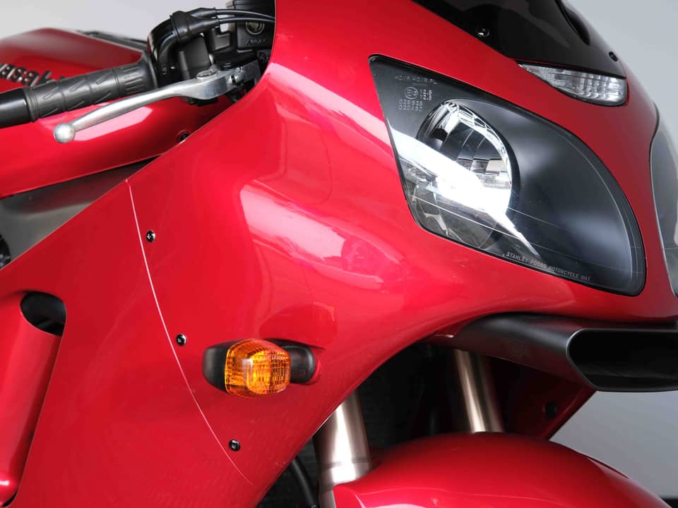 Image 53/91 of Kawasaki Ninja 1200 ZX-12R (2000)