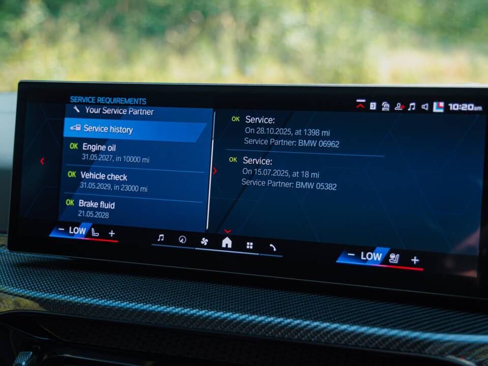 Image 25/46 of BMW M4 Competition xDrive (2025)