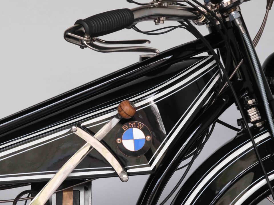 Image 7/98 of BMW R 32 (1925)