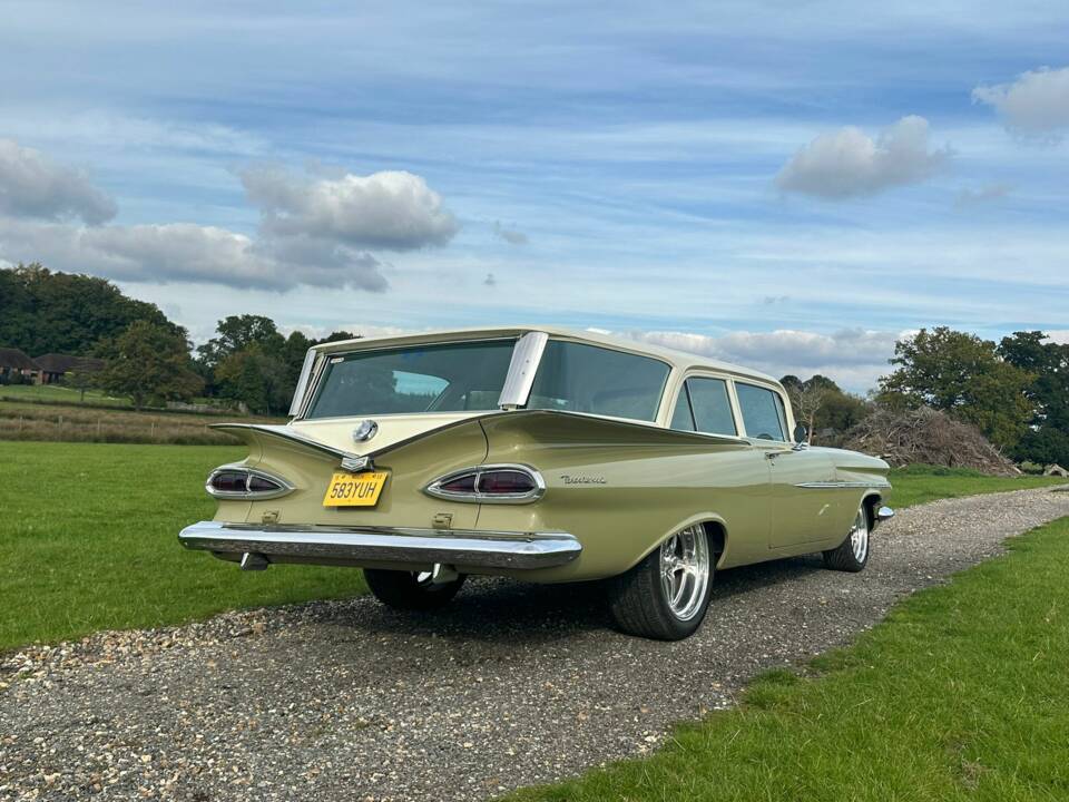 Image 6/57 of Chevrolet Nomad Station Wagon (1959)