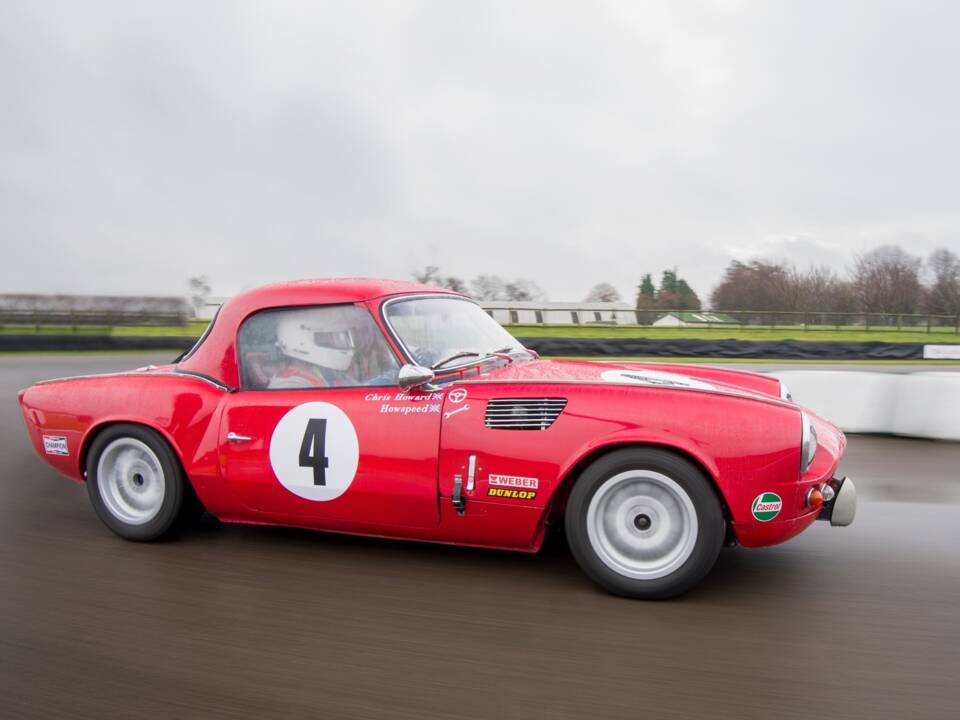 Image 2/50 of Triumph Spitfire 4 (1962)