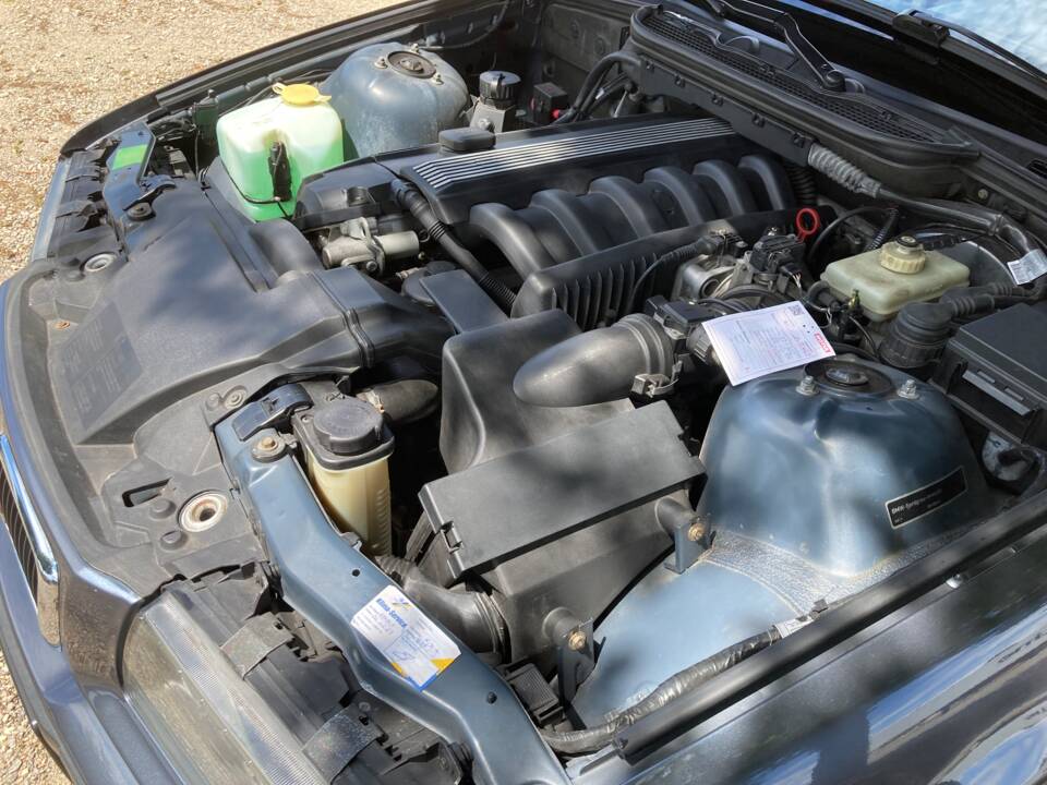 Bild 2/15 von BMW 323i (1997)